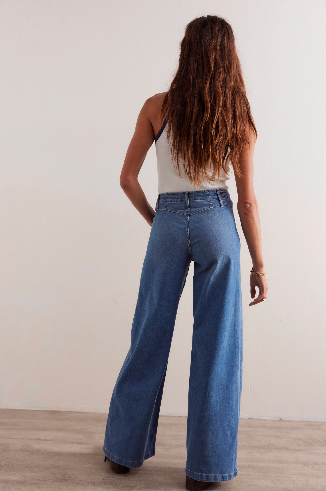 Libre Wide Leg Jeans