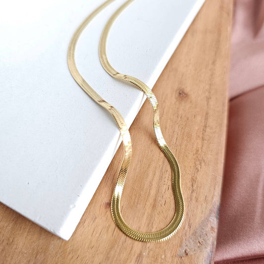 Luxe Delicate Herringbone Chain