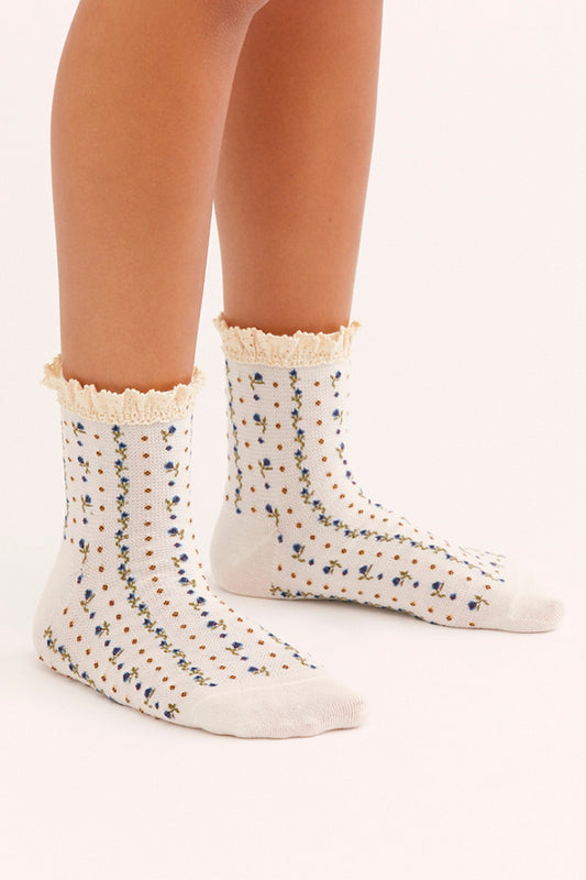 Rosebud Waffle Knit Socks