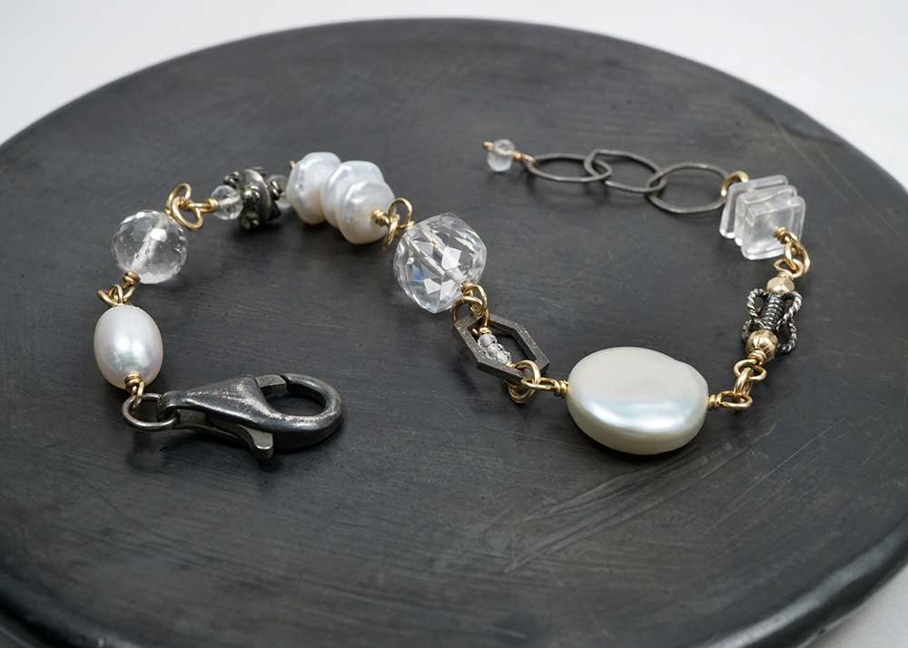 Pearls & Quartz Mixed Bracelet