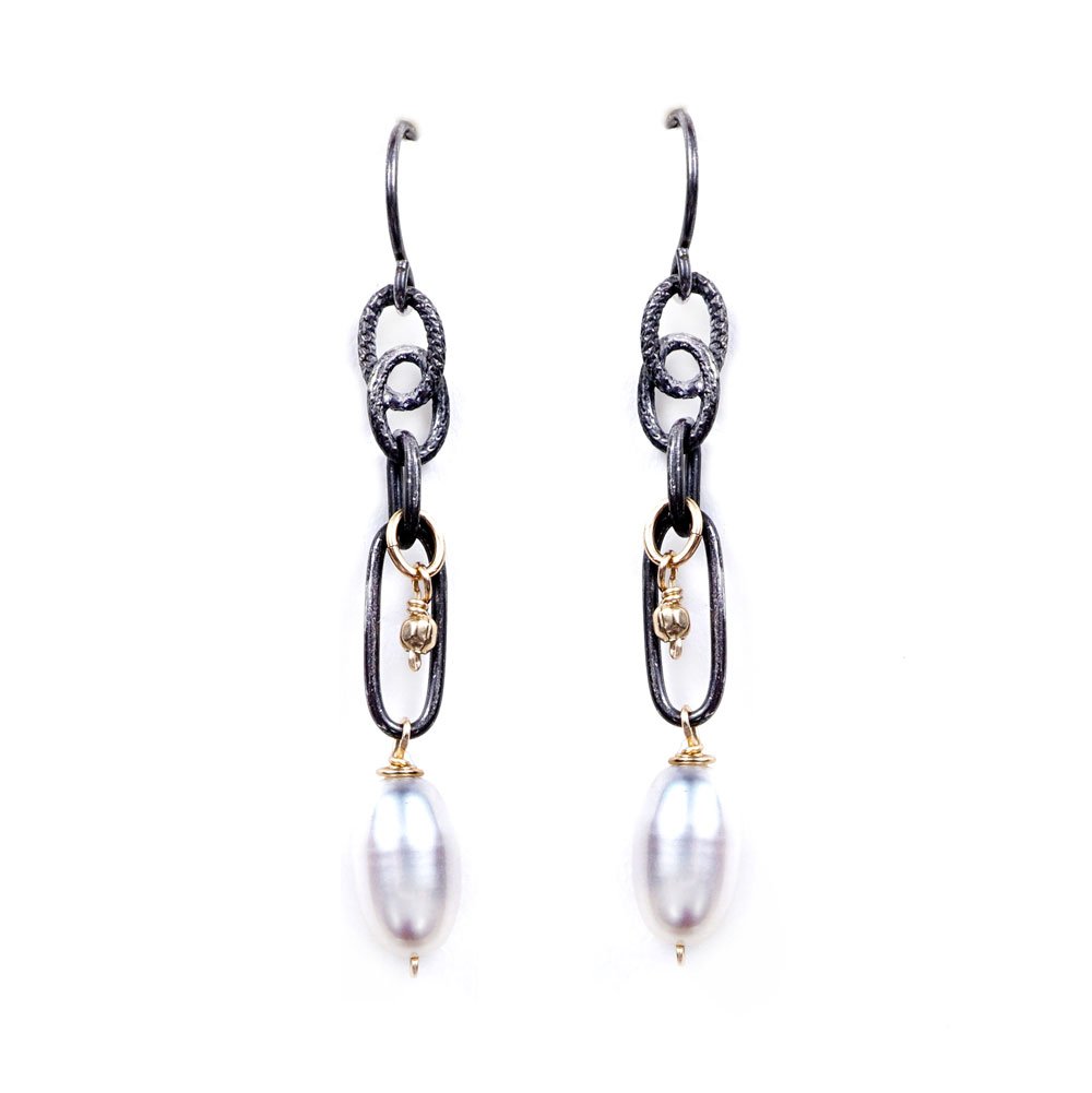 Thick Oval Chain Pearl Earrings