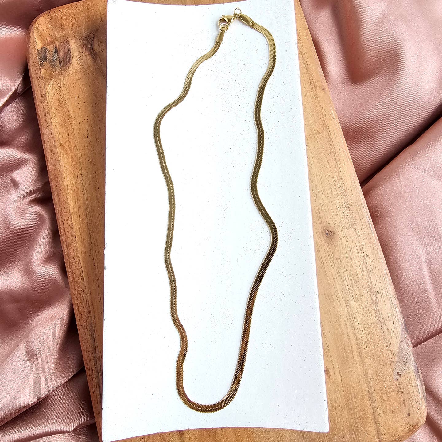 Luxe Delicate Herringbone Chain
