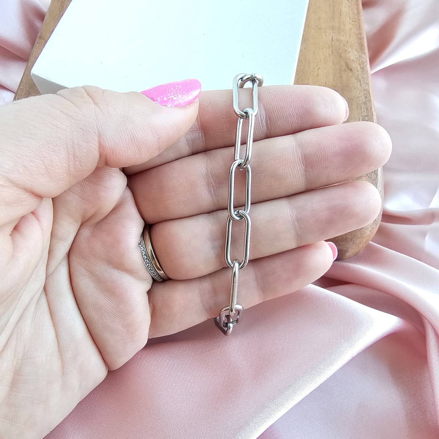 Luxe Chunky Paper Clip Bracelet